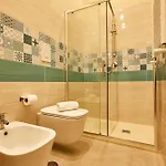 Fuori Apartamento *